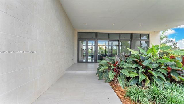 16772 Botaniko Drive S, Weston, FL 33326