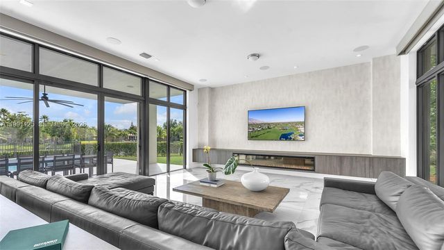 16772 Botaniko Drive S, Weston, FL 33326