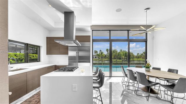 16772 Botaniko Drive S, Weston, FL 33326