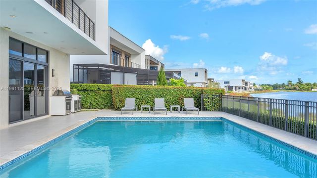 16772 Botaniko Drive S, Weston, FL 33326