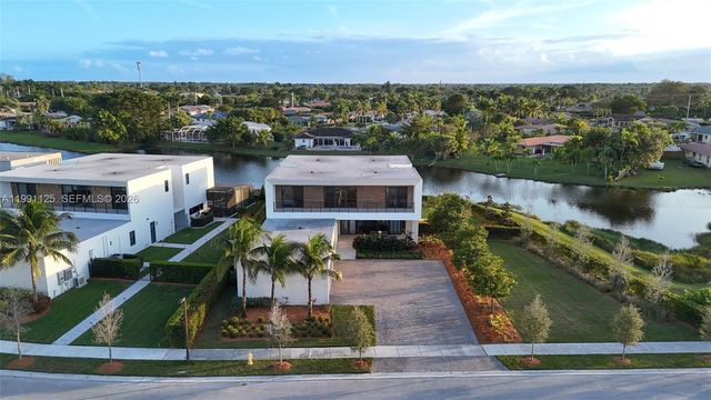 16772 Botaniko Drive S, Weston, FL 33326