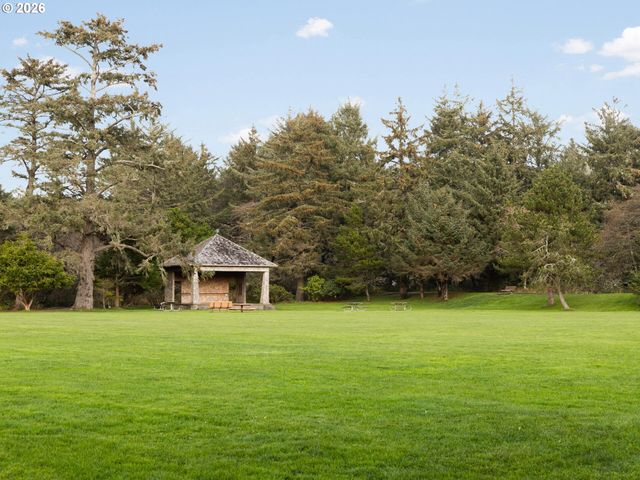 163 AMBER Ln, Cannon Beach, OR 97110