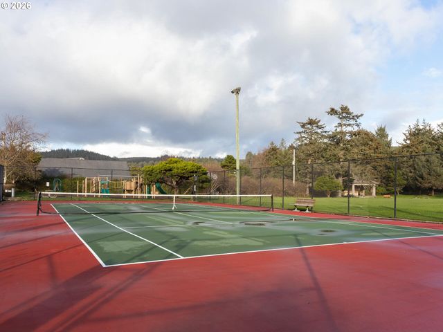 163 AMBER Ln, Cannon Beach, OR 97110