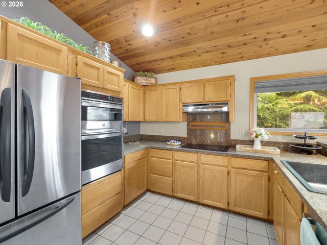 163 AMBER Ln, Cannon Beach, OR 97110