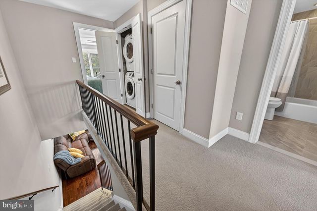 22 E CLOSE, Moorestown, NJ 08057