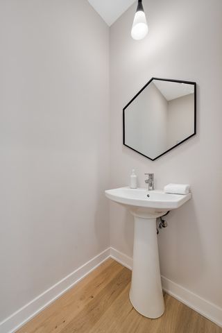 1631 N Lawndale Avenue 1N, Chicago, IL 60647