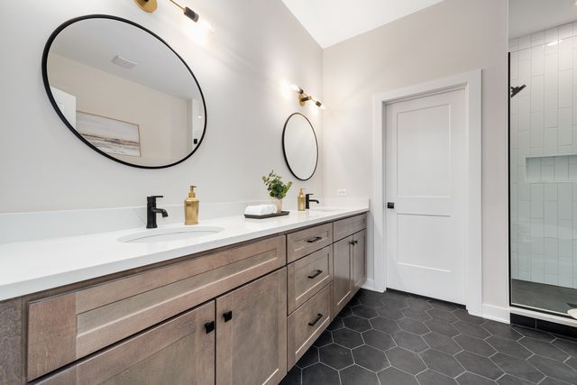 1631 N Lawndale Avenue 1N, Chicago, IL 60647