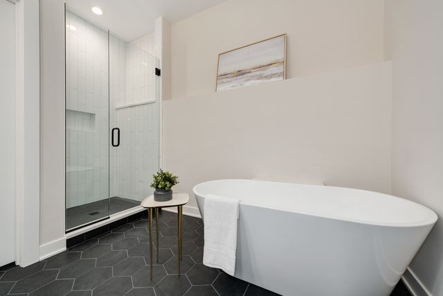 1631 N Lawndale Avenue 1N, Chicago, IL 60647