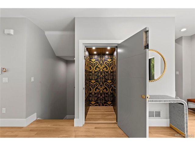 471 Clayton St, Denver, CO 80206