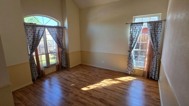 4508 Calyx Court NW, Albuquerque, NM 87120