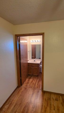 4508 Calyx Court NW, Albuquerque, NM 87120