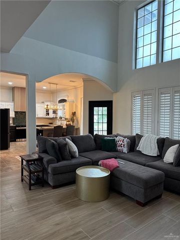 2600 Santa Laura, Mission, TX 78572