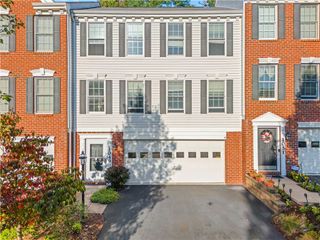 1049 Bayberry Dr., North Strabane, PA 15317