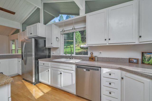 2869 Cascade Trl, Cool, CA 95614