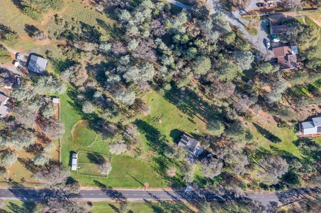 2869 Cascade Trl, Cool, CA 95614