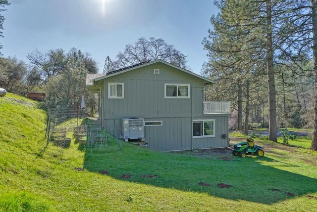 2869 Cascade Trl, Cool, CA 95614