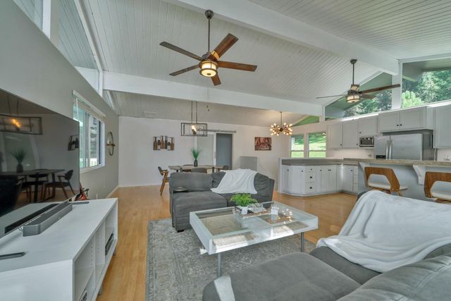 2869 Cascade Trl, Cool, CA 95614