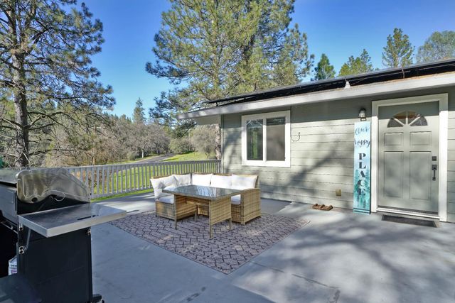 2869 Cascade Trl, Cool, CA 95614