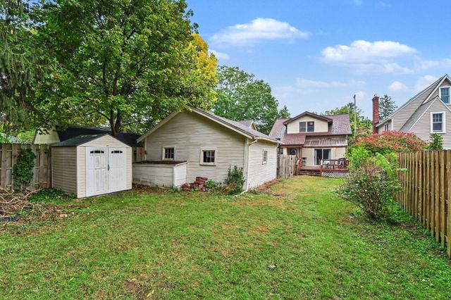 319 Glenhaven Avenue Nw, City Of Grand Rapids, MI 49504