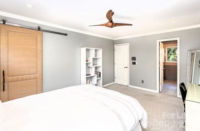 418 Olmsted Park Place, Charlotte, NC 28203