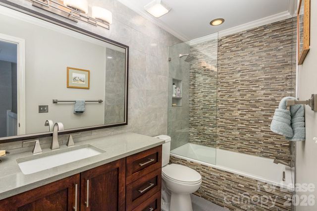 418 Olmsted Park Place, Charlotte, NC 28203