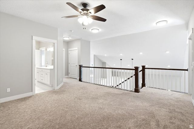 725 EAGLE PASS, North Salt Lake, UT 84054