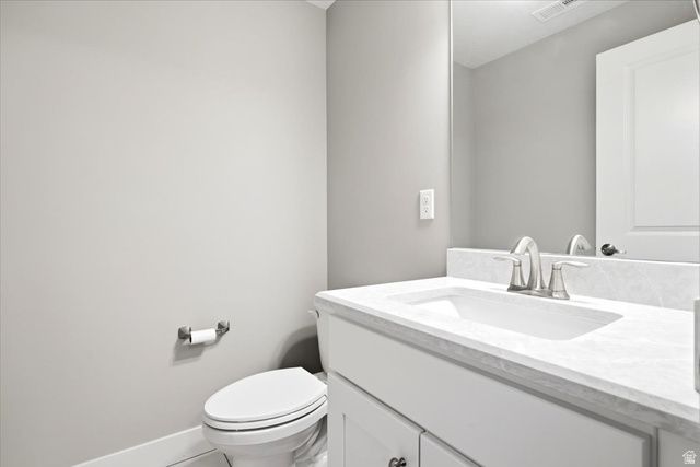 725 EAGLE PASS, North Salt Lake, UT 84054