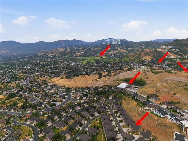 725 EAGLE PASS, North Salt Lake, UT 84054