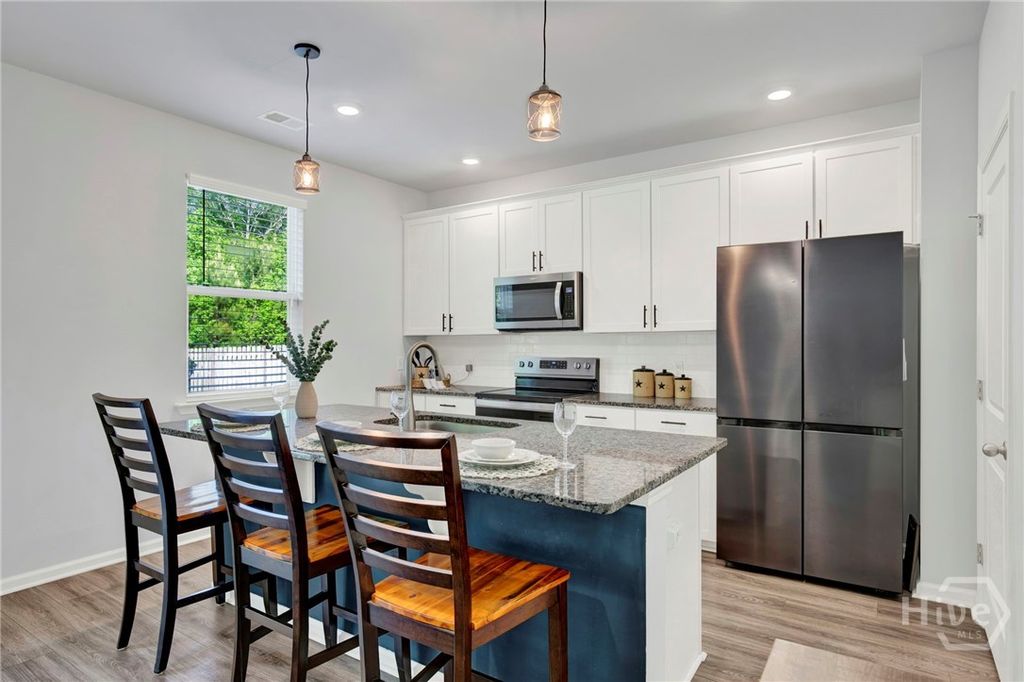 Image 12 of property listing at 367 Brennan Drive, Richmond Hill, GA 31324