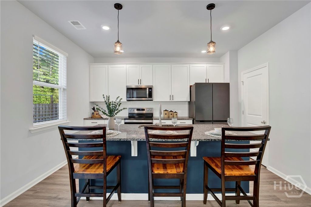 Image 13 of property listing at 367 Brennan Drive, Richmond Hill, GA 31324