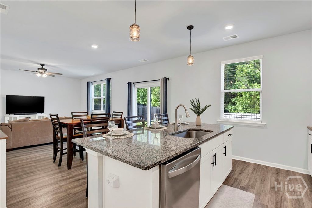 Image 15 of property listing at 367 Brennan Drive, Richmond Hill, GA 31324