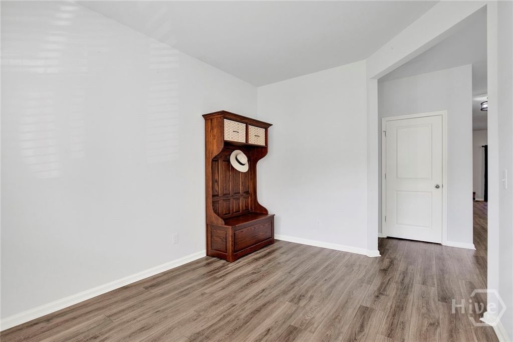 Image 19 of property listing at 367 Brennan Drive, Richmond Hill, GA 31324