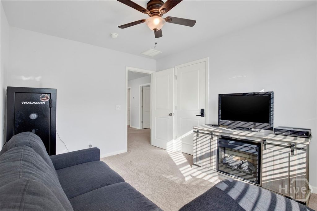 Image 26 of property listing at 367 Brennan Drive, Richmond Hill, GA 31324