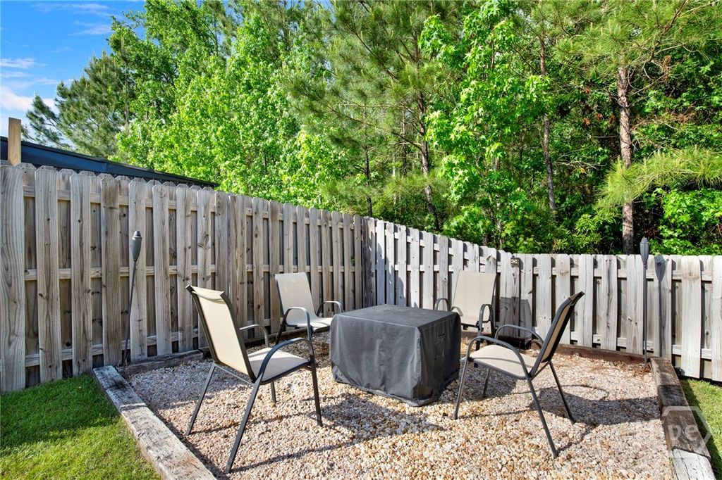 Image 39 of property listing at 367 Brennan Drive, Richmond Hill, GA 31324