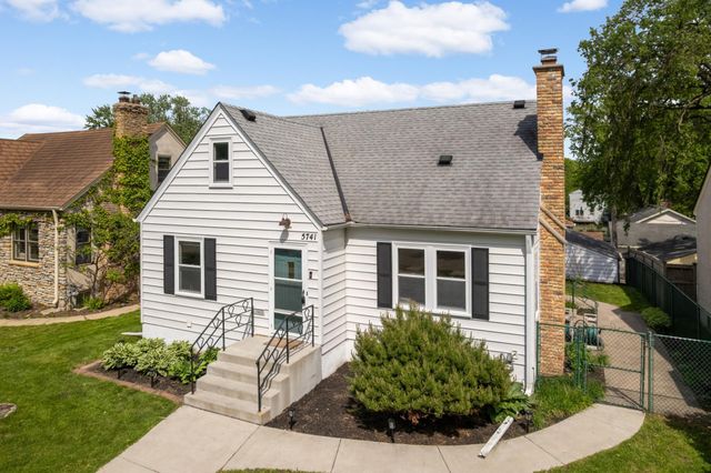 5741 13th Avenue S, Minneapolis, MN 55417