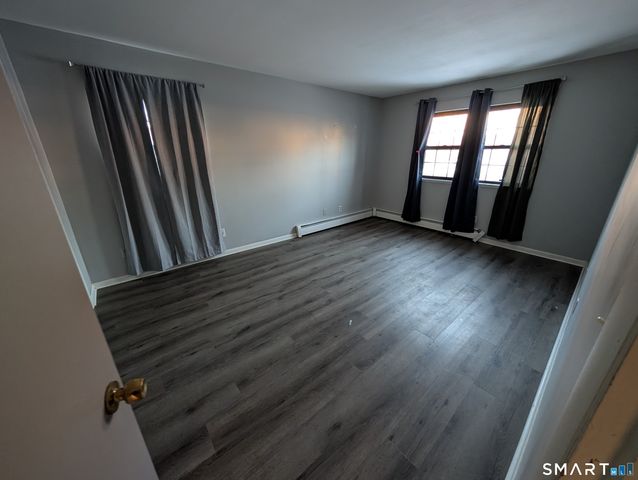 21 Enid Street APT A, Bridgeport, CT 06606