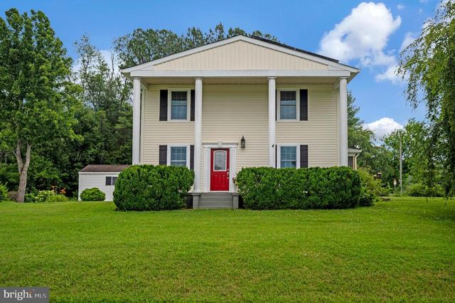 11119 LEES MILL RD, Remington, VA 22734