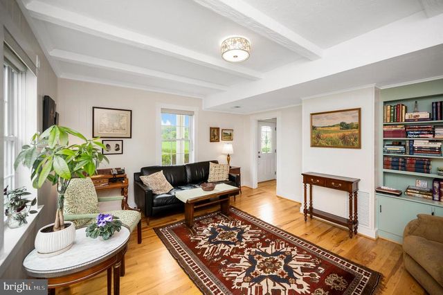 11119 LEES MILL RD, Remington, VA 22734