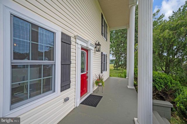 11119 LEES MILL RD, Remington, VA 22734