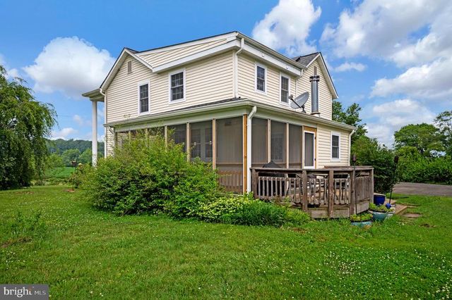 11119 LEES MILL RD, Remington, VA 22734