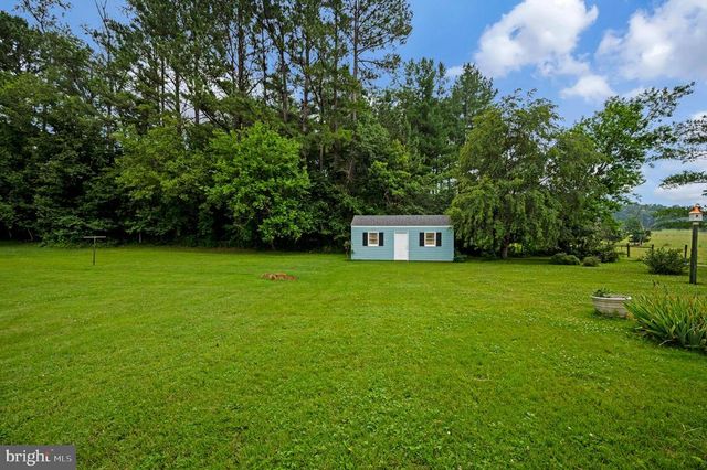 11119 LEES MILL RD, Remington, VA 22734