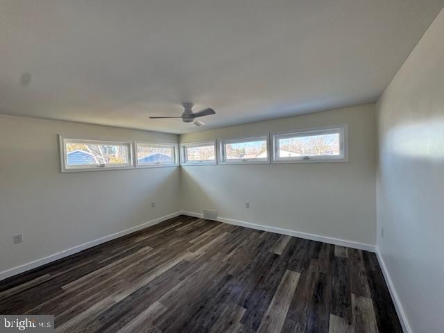 10 LOOCKERMAN CT, Dover, DE 19901