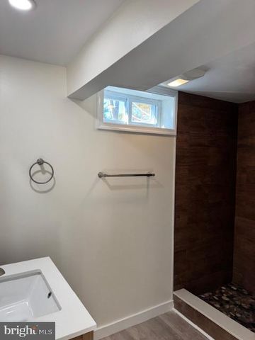 10 LOOCKERMAN CT, Dover, DE 19901