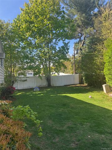 29 Ripley Drive, Northport, NY 11768