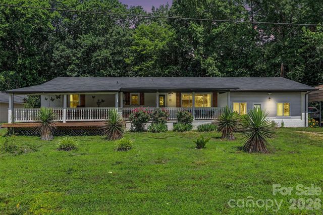 1306 Mooresville Road, Kannapolis, NC 28081