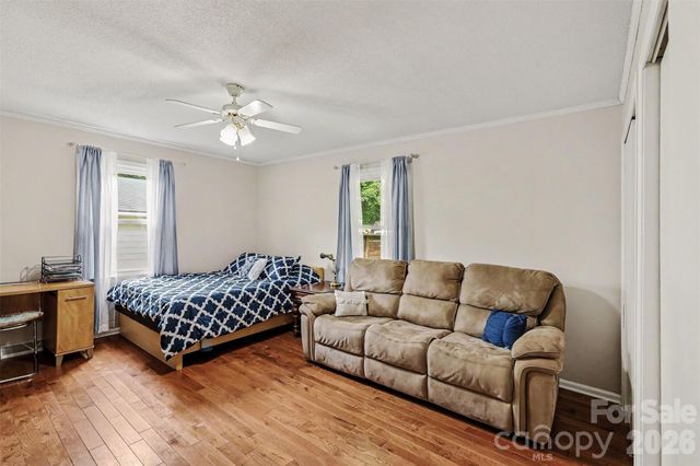 1306 Mooresville Road, Kannapolis, NC 28081