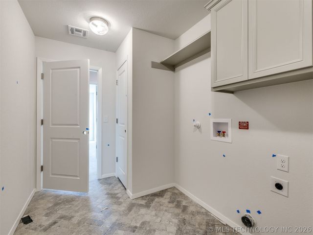 13538 N 60th East Place, Collinsville, OK 74021