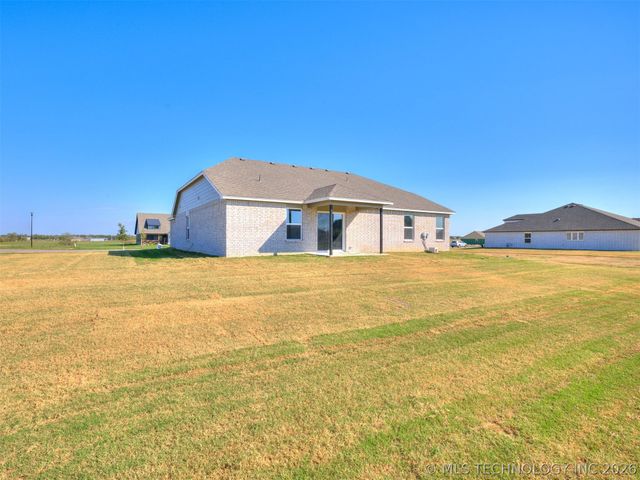 13538 N 60th East Place, Collinsville, OK 74021