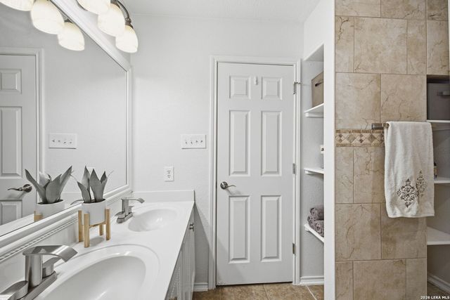 10423 Tollow Way, Helotes, TX 78023