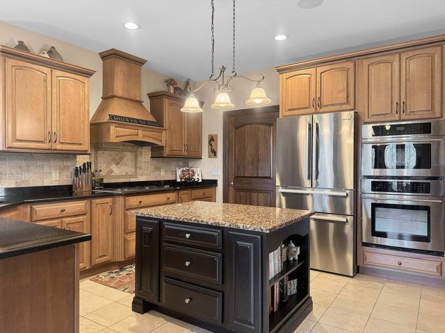 4096 Middle Urbana Road, Urbana, OH 43078
